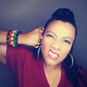 Meet your Posher, Lena